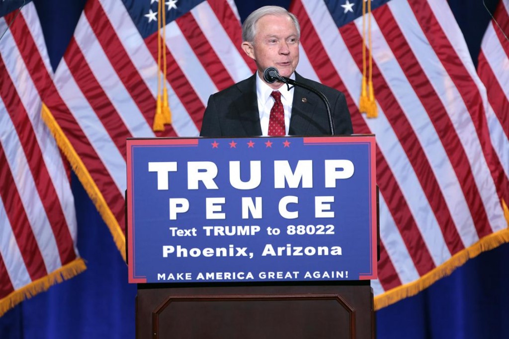 Sessions stumping for Trump-Pence. (Wikipedia)